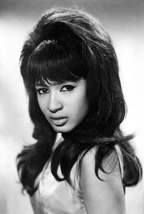 <h3>RONNIE SPECTOR</h3>
<p>An American singer from East Harlem who co-founded and fronted the girl group the Ronettes. She is sometimes referred to as the original &ldquo;bad girl of rock and roll&rdquo;.</p>